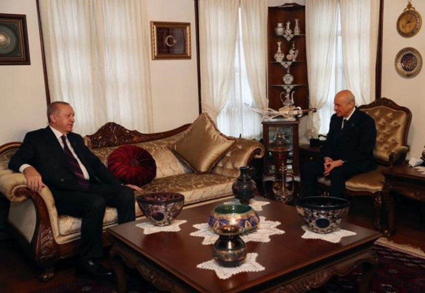 Cumhurbaşkanı Erdoğan, Bahçeli'yi evinde ziyaret etti - Resim : 1