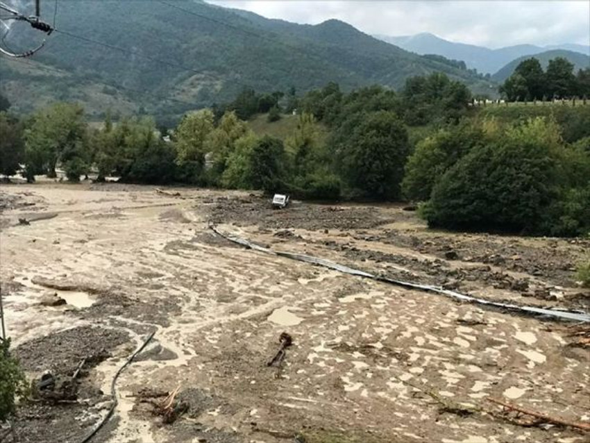 Bartın, Sinop, Karabük ve Kastamonu'yu sel vurdu! - Resim : 4