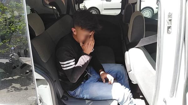 Taciz iddiası ortalığı karıştırdı! Polis mahallelinin elinden zor aldı - Sayfa 3