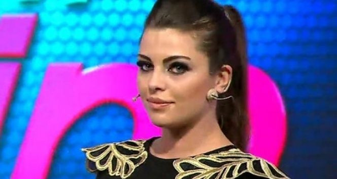 Düdüklü tencere patladı Sinem Umaş'ın kolları yandı! - Sayfa 1