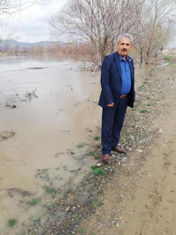 Kahramanmaraş�ta tarım arazileri sular altında kaldı, 15 ev boşaltıldı