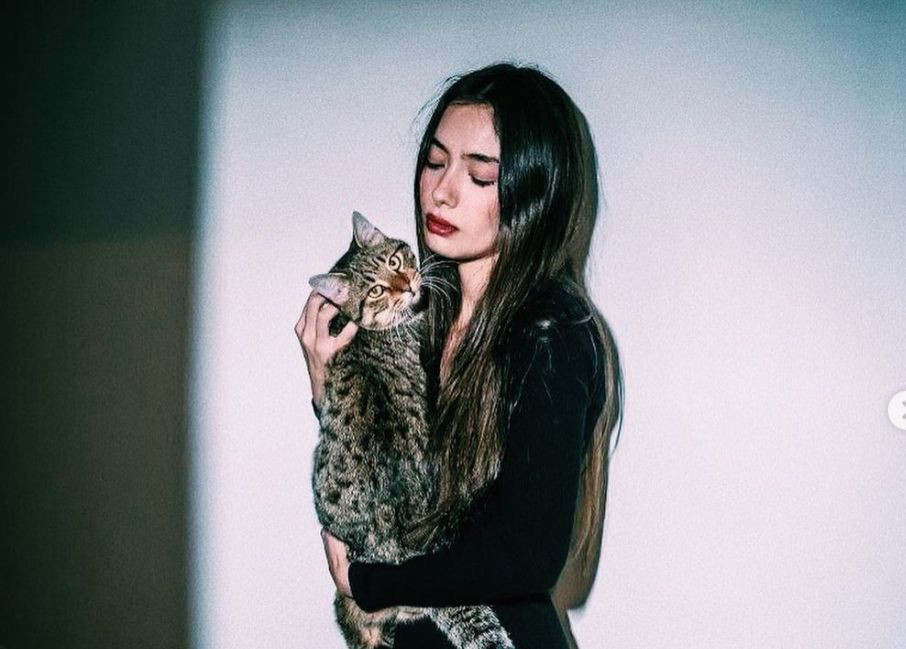 Neslihan Atagül’ün son hali hayranlarını üzdü; Sefirin Kızı dizisinden