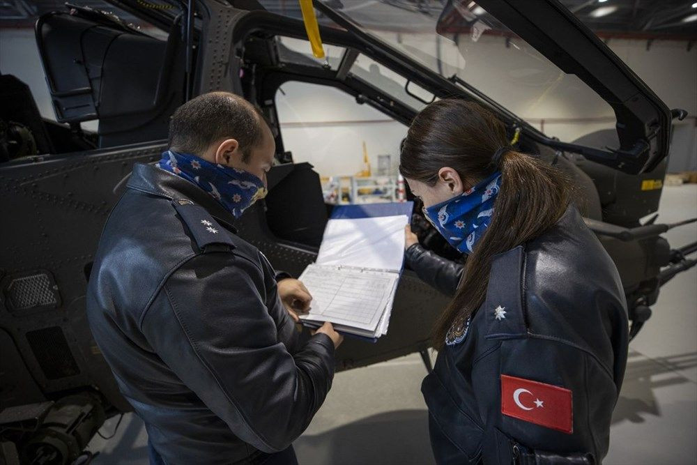 Türkiye'nin ilk kadın taarruz helikopter pilotu - F5Haber