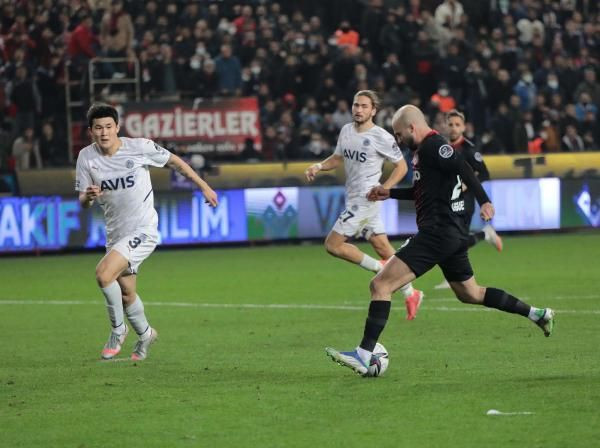 Fenerbahçe Gaziantep FK'ya 3-2 yenildi! - Resim : 2