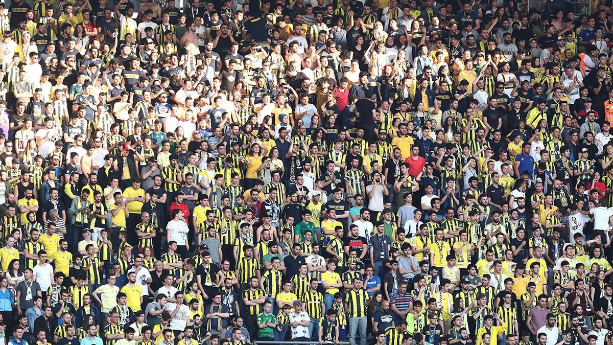 Fenerbahçeliler çok kızacak! Yarışma programında resmen Fenerbahçe ile dalga geçtiler! - Sayfa 1
