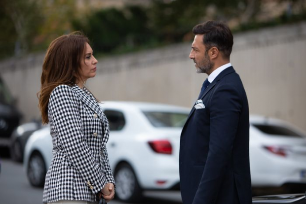 Kızılcık Şerbeti 2. son bölüm izle! Kızılcık Şerbeti 3. yeni bölüm