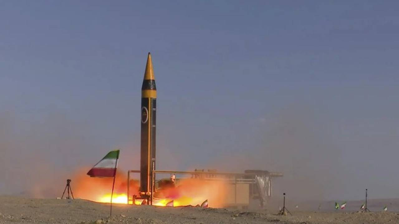 İran'ın, İsrail'e saldırıda kullandığı Hayber füzesinin özellikleri