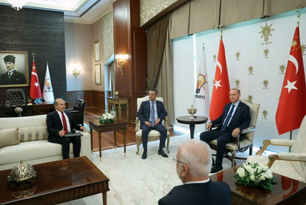 Cumhurbaşkanı Erdoğan ile Özgür Özel görüşmesi sona erdi! - Resim : 4
