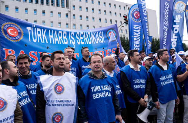 İstanbul'da 1 Mayıs: 384 kişi gözaltına alındı! - Resim : 6
