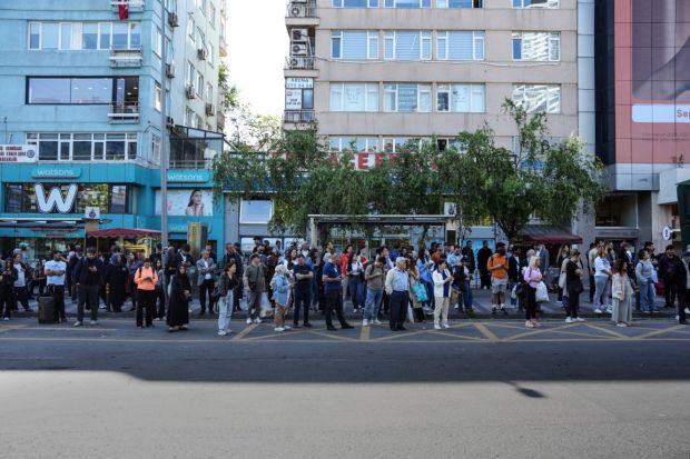 Özel halk otobüsleri kontak kapatmıştı: Anlaşma sağlandı, seferler başlıyor - Resim : 1