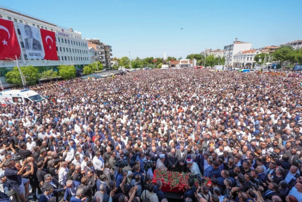 Başkan Ferdi Zeyrek'e acı veda! Gözyaşları sel oldu... 'Ben bugün ona sözümü verdim' - Resim : 4