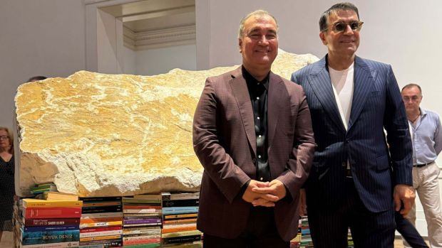 Ahmet Güneştekin’in “Yoktunuz” Sergisi açıldı - Resim : 1
