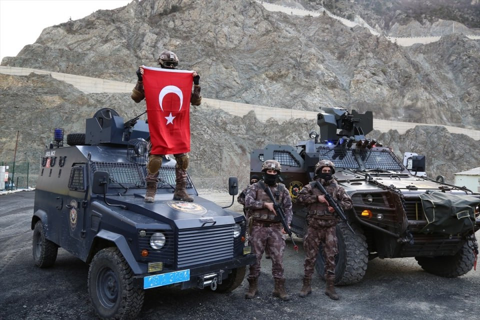Göreve hazırlar! PÖH nefes kesti... - Sayfa 3