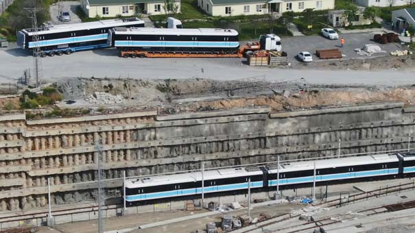 TIR'larla getirilen trenler raylara indirildi - Sayfa 2