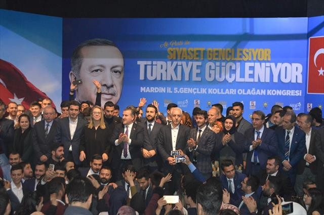 Bakan Bak'tan küresel güçlere sert tepki