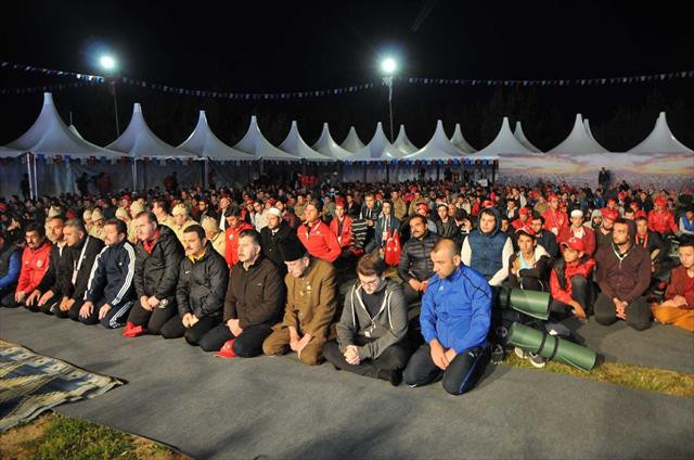 10 bin kişi 57. Alay'a Vefa için yürüdü