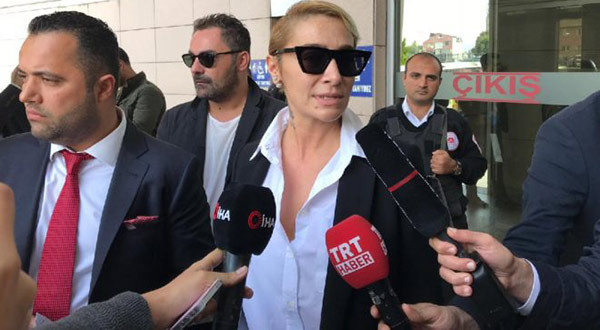 Son Dakika! Sıla, Ahmet Kural'dan şikayetçi oldu! - Resim : 1