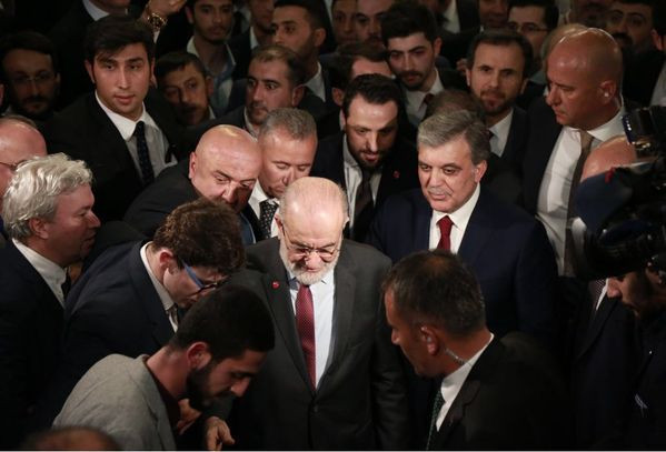 Erbakan Ödülleri töreninde tepki çeken görüntü - Resim : 1
