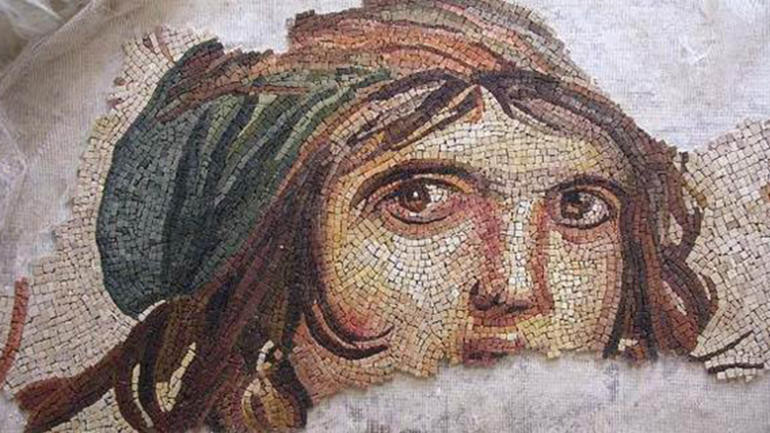 ABD'deki Çingene Kızı mozaiği 26 Kasım’da Türkiye'ye gelecek! - Resim : 1