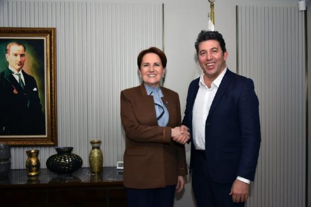 Ünlü oyuncu Emre Kınay İYİ Parti'den aday oldu! - Resim : 1