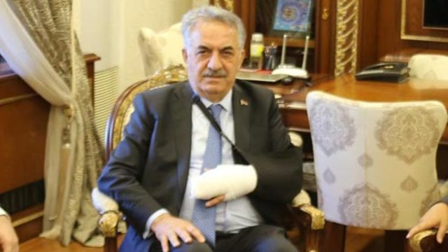 AK Partili Hayati Yazıcı trafik kazası geçirdi - Resim : 1