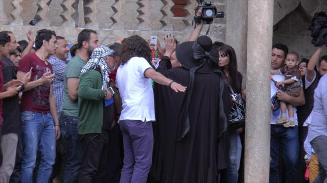 Bülent Ersoy Balıklıgöl'de dua etti