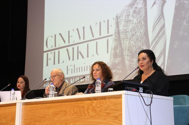 Sultan onu taklit etmeye çalışmış 