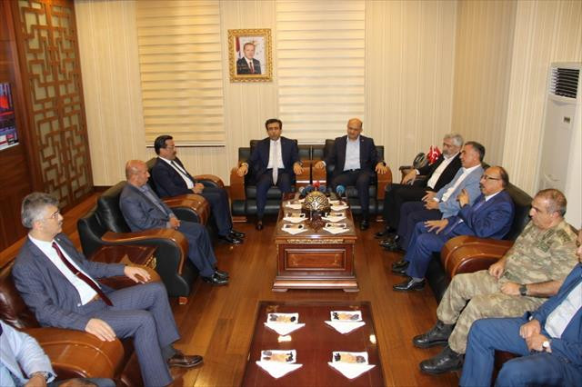 Fikri Işık: Vakit geç olmadan bu işten vazgeçin