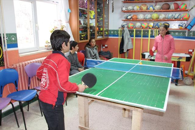 Öğretmen kara tahtalardan öyle şeyler yaptı ki