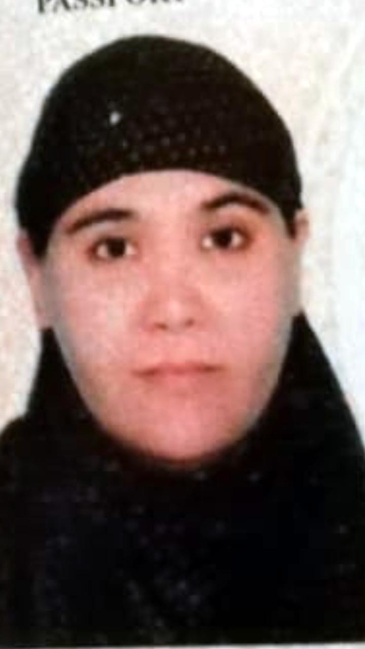 Afgan kadın boğazı kesilerek öldürüldü - Resim : 2