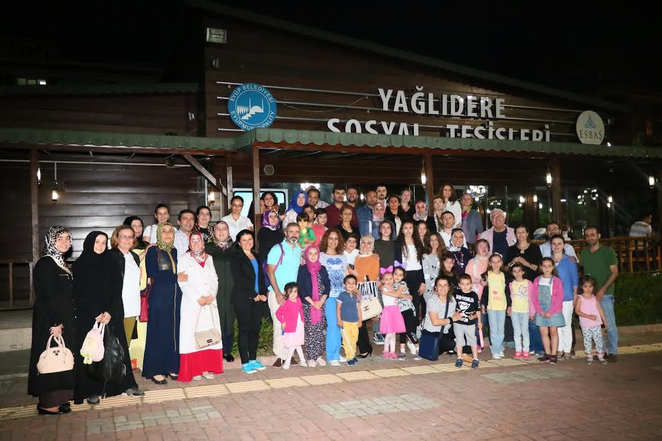 Eyüp Belediyesi'nden çok özel iftar - Resim : 2