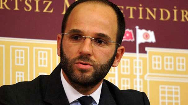 İktidar artık hayal dedi CHP'den istifa edip gitti! - Resim: 0